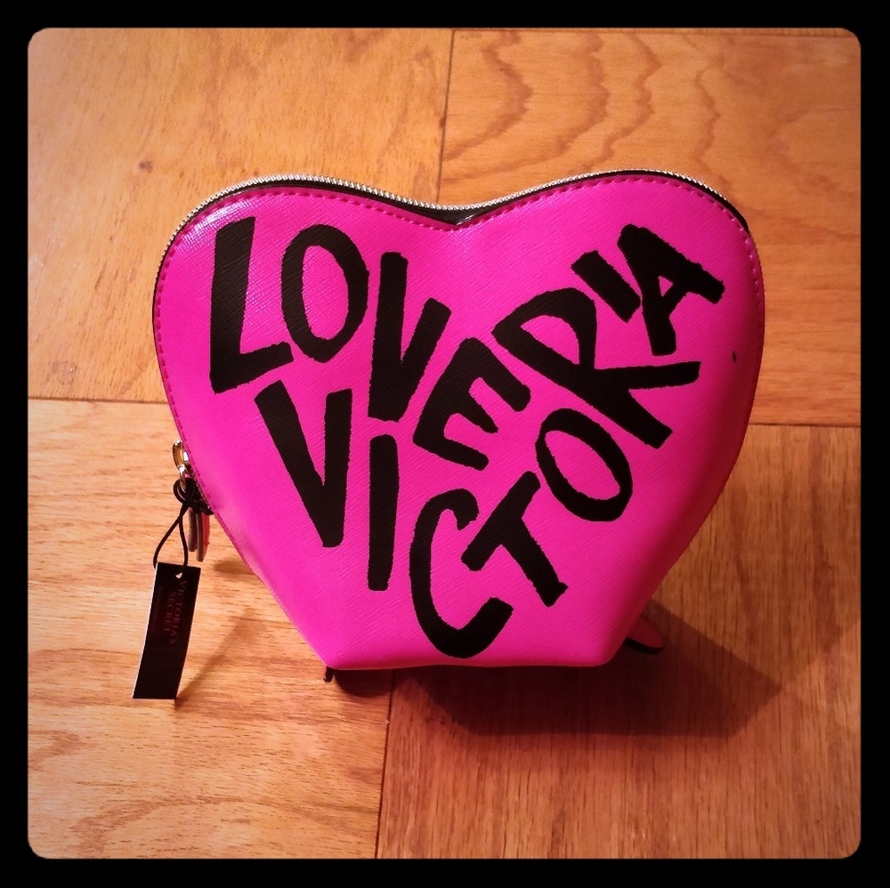 NWT Victoria's secret small cosmetic bag